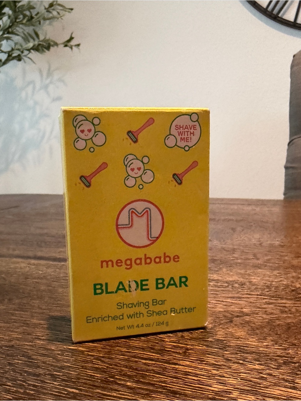 Megababe Blade Bar - Shaving Bar Enriched with Shea Butter